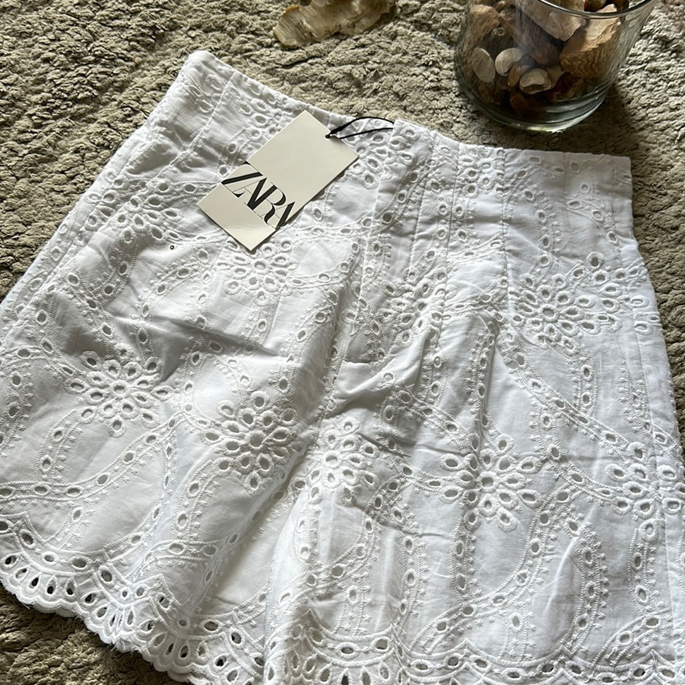 Lace shorts